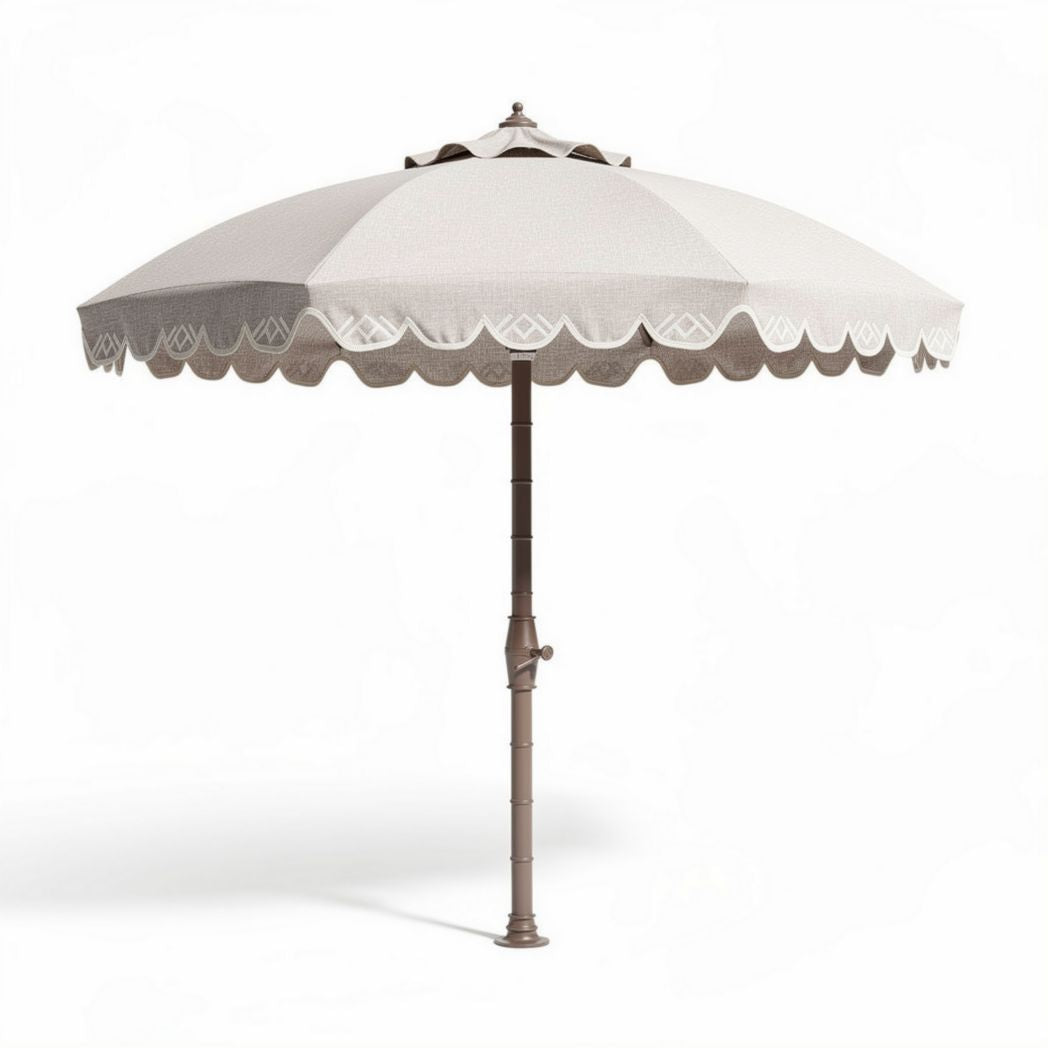 Parasol met schaalmodel van 200 x 200 x 250 cm in beige polyester met uitsparingen