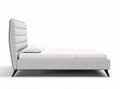 Strak gestoffeerd tweepersoonsbed met hoofdgestel in lichtgrijs 200 x 160 x 30cm